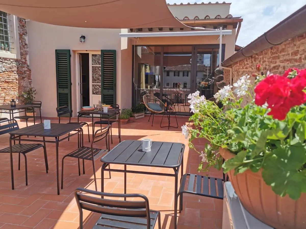住宿加早餐酒店 L'Iris B&B In Terrazza 卢卡 意大利